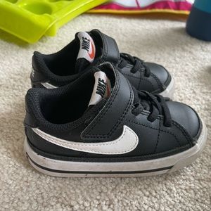 Black baby nikes